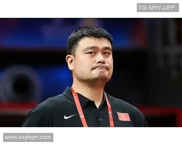 姚明皱眉笑背后的故事与篮球精神的深刻启示